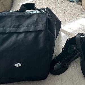 Girls Alexandra Patent Hi to Dance Sneakers Size 3 with Dance Bag